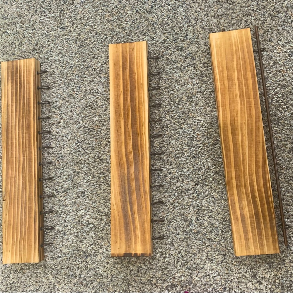Jewelry holder made of natural wood!